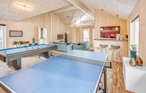 Spielezimmer