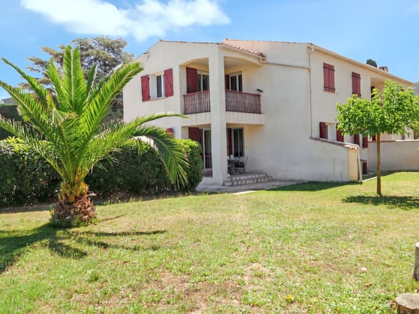 Façade