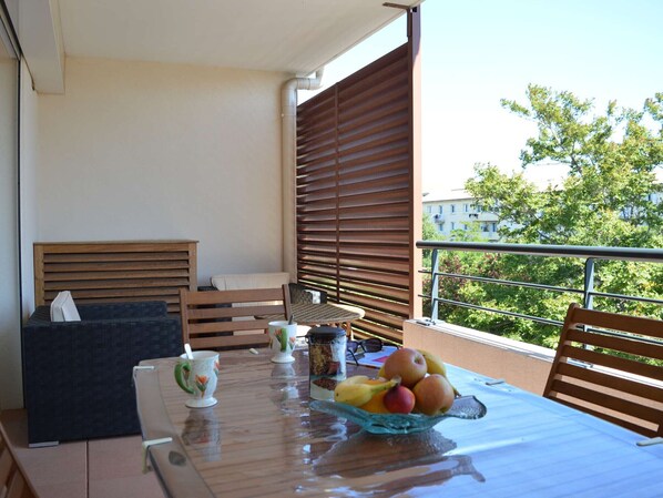 LONGUE TERRASSE