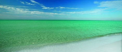 Beach View - -	Sunshine! Crystal Green Waters! Sugar White Sand! Make Your Own Foot Prints in The Sand!