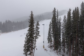 Skidåkning och snöaktiviteter