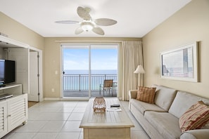 Living Area with Direct Beach and Gulf Views