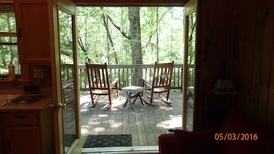 Peace-in-the-Forest Retreat - Singles, Couples, Artists, Forest Lovers