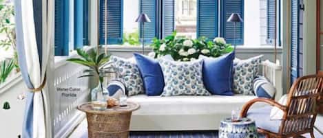 Featured on June 22 Cover of Southern Living, Close to Beach!