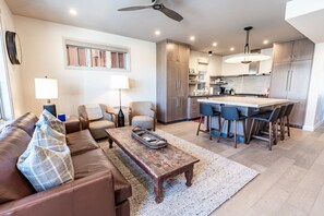 living/dining area