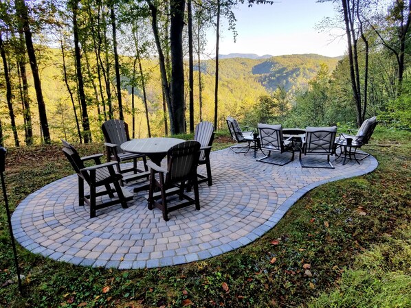 Outdoor dining and relaxing with long range views and firepit!