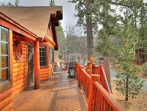 Deck with a View - Plenty of deck space make this home an ideal place to relax, entertain or to simply enjoy this beautiful cabin home here in Big Bear.