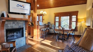 Open Floorplan w/ Wood Fireplace & TV