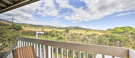 Kapolei Vacation Rental | 2BR | 2BA | 900 Sq Ft | Steps to Access