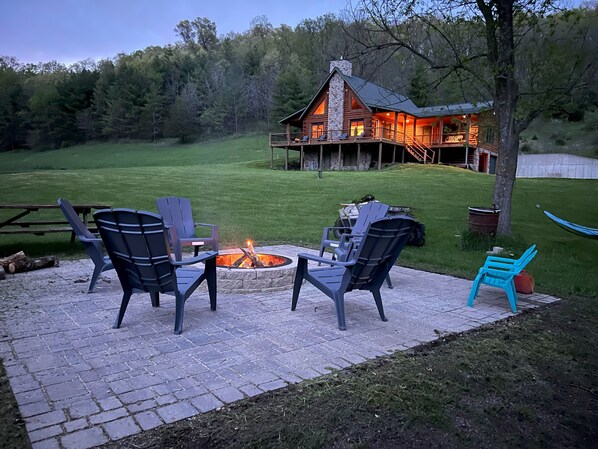 Fire pit
