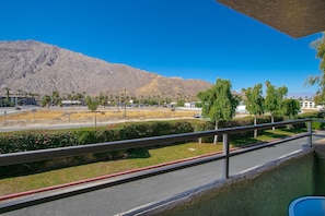 Biarritz Bliss - Downtown Palm Springs