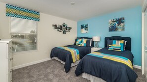 Twin/Double Bedroom 3 Upstairs
32" TV