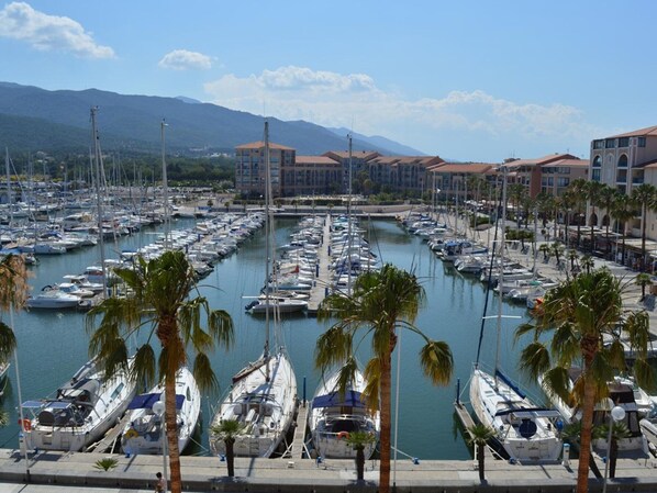 Marina