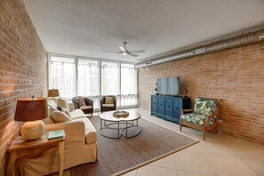 Living room - Unwind in the living area