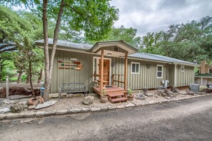 Welcome to Ponderosa Cabin!