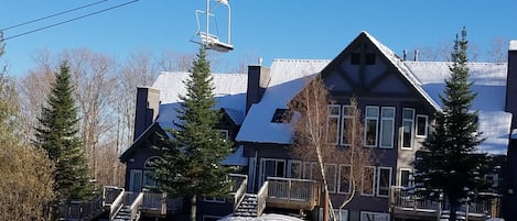 FabSkiHouse @Jay Peak, VT!  Slopeside on Raccoon Run!