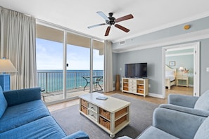 Living Area with Gulf Views