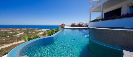 Pool - Infinity pool with infinite views.