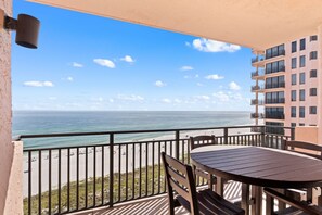 Private Beachfront Balcony