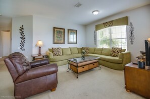 Smart Living Space: Enjoy a smart living space with our TV-equipped lounge, designed for both relaxation and cutting-edge entertainment