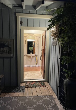 After a long day of play retreat to the quiet & elegance of Ben Lomond Bungalow.