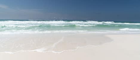 Inviting sugar white sand beaches - Inviting sugar white sand beaches