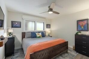 Second bedroom
