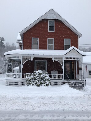 Exterior view of home.