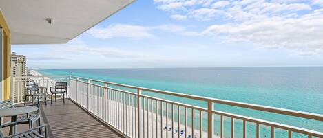 Sterling Reef rental 1401 - Beachfront in Panama City Beach, FL - Corner unit