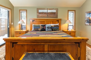 King Ensuite Bedroom - Main level