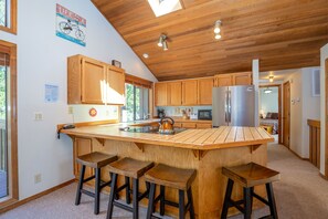 Kitchen - Main Level