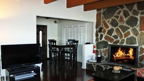 Living Room with Fireplace and Flat Screen
