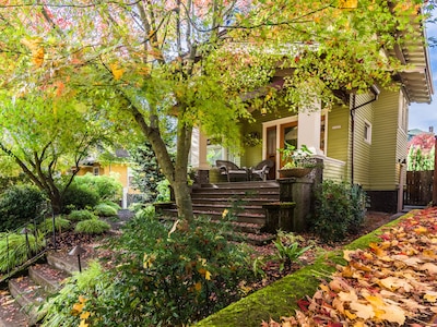 Garden View Hideway In Irvington Neighborhood