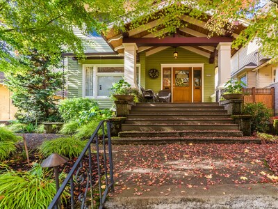 Garden View Hideway In Irvington Neighborhood