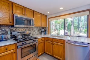 Kitchen w/ Gas Stove