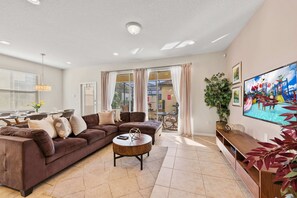 Living area with a Smart TV
