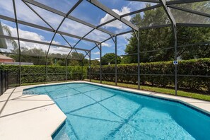 You cant ask for a better place to spend your next holiday vacation. Maximum sun = Maximum fun!