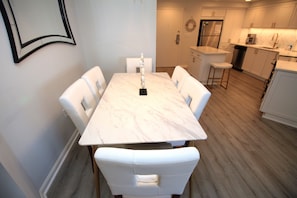 Dining area with seating for 6