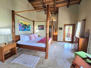 Indigo 5C Master bedroom with ocean view
