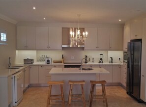 Well-Equipped Open-Plan Kitchen