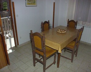 Dining room