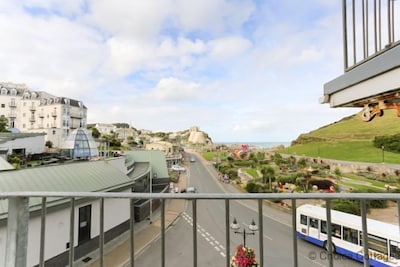 ILFRACOMBE SEA ROCK 4 | 1 Bedroom | Ilfracombe | Sleeps 2