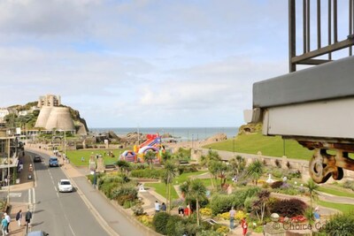 ILFRACOMBE SEA ROCK 4 | 1 Bedroom | Ilfracombe | Sleeps 2