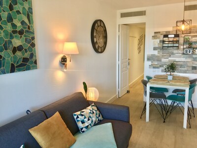 Apartment 2 rooms CANNES, sea view, pool, parking