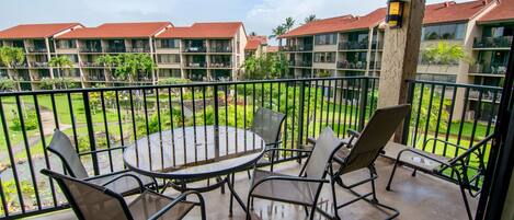 Spacious lanai is perfect for al fresco dining