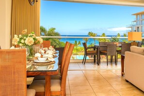 Savor every meal with panoramic ocean views from your dining room and lanai?indoor-outdoor island living at its finest HKH-425