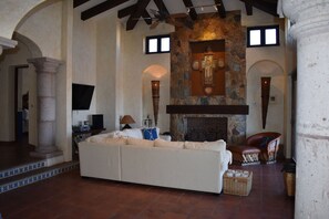 Living Room with Vaulted Ceilings - opens to outdoor area