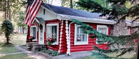 Red Cabin retreat