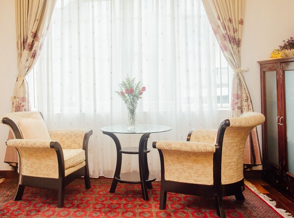 Hillside homestay Hue - Mansion room 