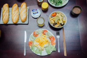 Breakfast meal